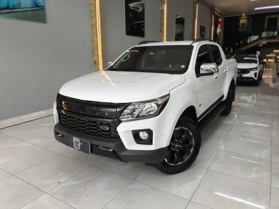 CHEVROLET S10 2.8 16V TURBO DIESEL HIGH COUNTRY CD 4X4 AUTOMÁTICO